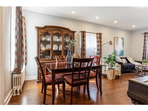 77 Poulette Street, Hamilton, ON - Indoor Photo Showing Dining Room