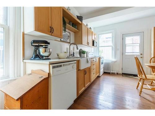 77 Poulette Street, Hamilton, ON - Indoor Photo Showing Kitchen