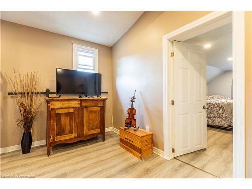 77 Poulette Street, Hamilton, ON - Indoor Photo Showing Other Room