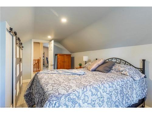 77 Poulette Street, Hamilton, ON - Indoor Photo Showing Bedroom