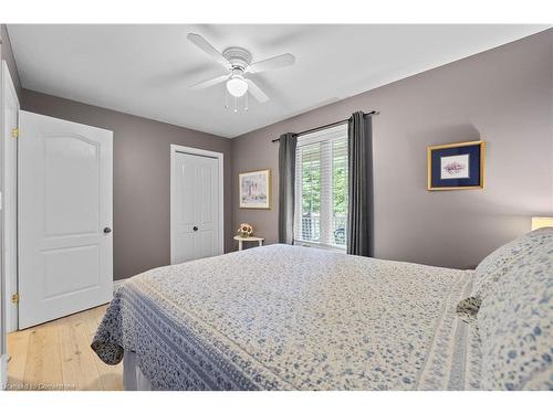 11616 Elizabeth Crescent, Wainfleet, ON - Indoor Photo Showing Bedroom