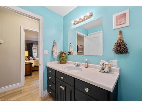 11616 Elizabeth Crescent, Wainfleet, ON - Indoor Photo Showing Bathroom