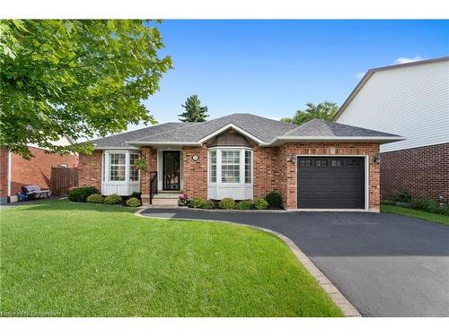 11 Bartonville Court, Hamilton, ON - Outdoor With Facade