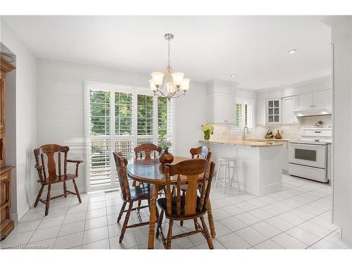 11 Bartonville Court, Hamilton, ON - Indoor Photo Showing Dining Room