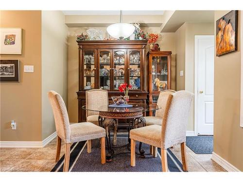 7 Northampton Boulevard, Stoney Creek, ON - Indoor Photo Showing Dining Room