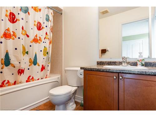 7 Northampton Boulevard, Stoney Creek, ON - Indoor Photo Showing Bathroom