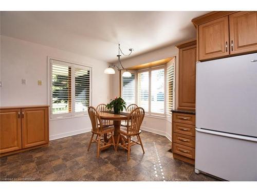 419 Book Road E, Ancaster, ON - Indoor Photo Showing Dining Room