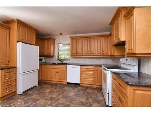 419 Book Road E, Ancaster, ON - Indoor Photo Showing Kitchen