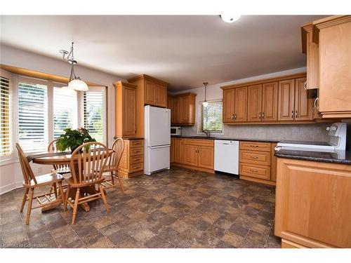 419 Book Road E, Ancaster, ON - Indoor Photo Showing Kitchen