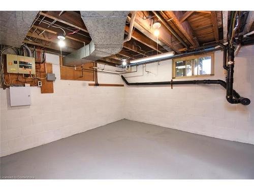 419 Book Road E, Ancaster, ON - Indoor Photo Showing Basement