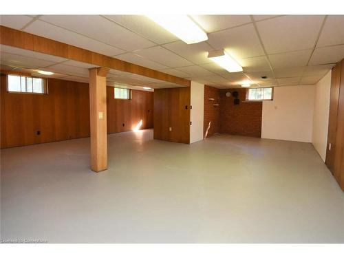 419 Book Road E, Ancaster, ON - Indoor Photo Showing Basement