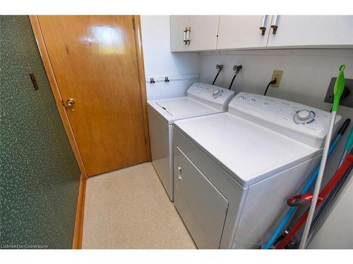 419 Book Road E, Ancaster, ON - Indoor Photo Showing Laundry Room