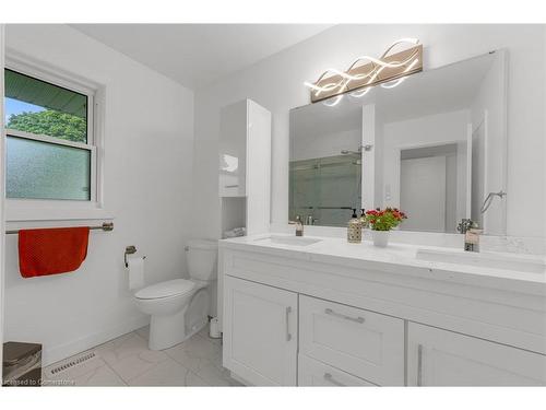 15414 Niagara River Parkway, Niagara-On-The-Lake, ON - Indoor Photo Showing Bathroom