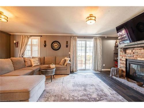 4 Bent Willow Court, Nanticoke, ON - Indoor Photo Showing Living Room With Fireplace