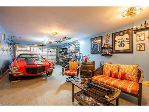 4 Bent Willow Court, Nanticoke, ON - Indoor Photo Showing Garage