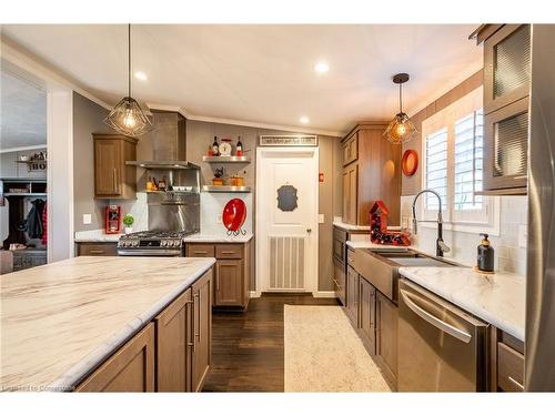 4 Bent Willow Court, Nanticoke, ON - Indoor Photo Showing Kitchen