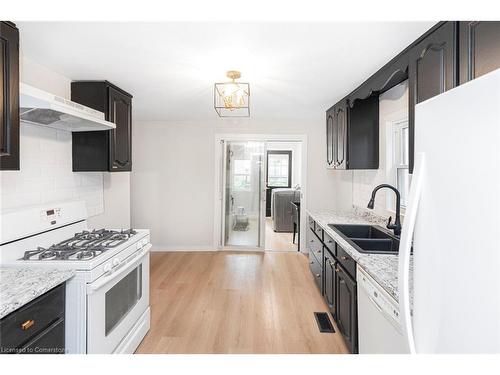 583 John Street N, Hamilton, ON - Indoor Photo Showing Kitchen With Double Sink