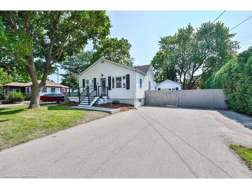 1258 Coric Avenue, Burlington, ON - Outdoor