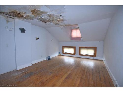 168 Macnab Street N, Hamilton, ON - Indoor Photo Showing Other Room