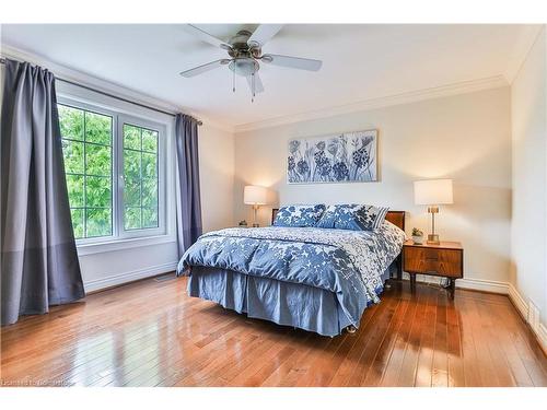 2501 #1 Side Road, Burlington, ON - Indoor Photo Showing Bedroom