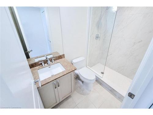 323-11 Bronte Road, Oakville, ON - Indoor Photo Showing Bathroom