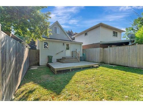 82 East 35Th Street, Hamilton, ON - Outdoor With Deck Patio Veranda