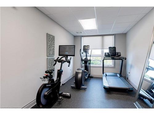 404-35 Southshore Crescent, Stoney Creek, ON - Indoor Photo Showing Gym Room