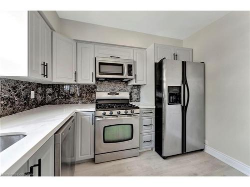 2009 Brampton Street, Hamilton, ON - Indoor Photo Showing Kitchen