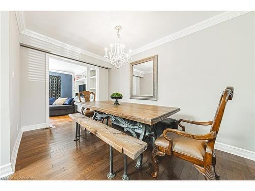 4030 Grapehill Avenue, Burlington, ON - Indoor Photo Showing Dining Room