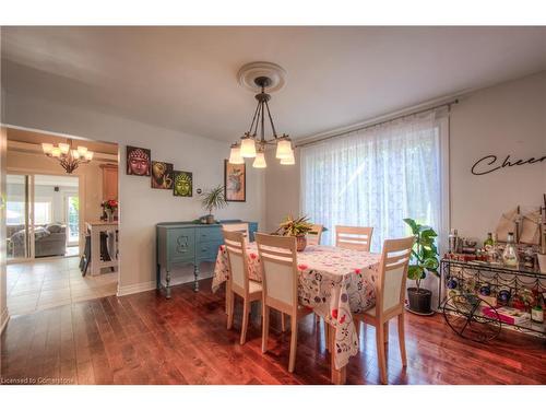 127 Nash Road S, Hamilton, ON - Indoor Photo Showing Dining Room