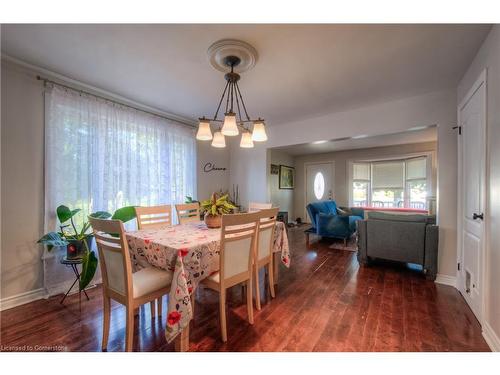 127 Nash Road S, Hamilton, ON - Indoor Photo Showing Dining Room