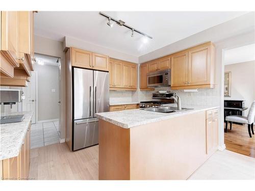 3200 Tania Crescent, Burlington, ON - Indoor Photo Showing Kitchen With Stainless Steel Kitchen With Double Sink