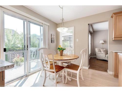 3200 Tania Crescent, Burlington, ON - Indoor Photo Showing Dining Room