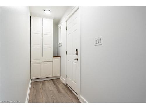 16 Wildewood Avenue, Hamilton, ON - Indoor Photo Showing Other Room