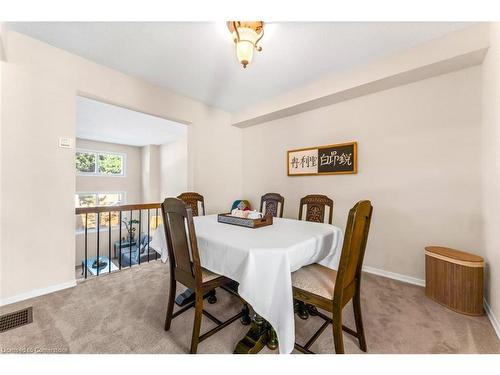 5-4165 Fieldgate Drive, Mississauga, ON - Indoor Photo Showing Dining Room