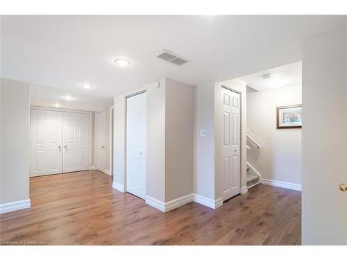 102 Northernbreeze Street, Mount Hope, ON - Indoor Photo Showing Other Room