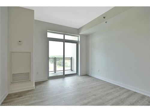 706-2486 Old Bronte Road, Oakville, ON - Indoor Photo Showing Other Room