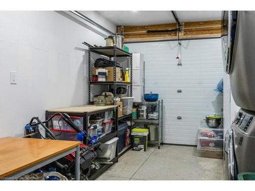 33 Homewood Avenue, Hamilton, ON - Indoor Photo Showing Garage