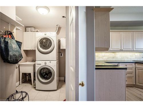 704-1770 Main Street W, Hamilton, ON - Indoor Photo Showing Laundry Room