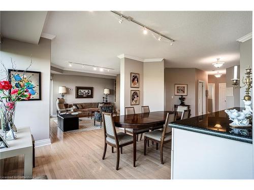 704-1770 Main Street W, Hamilton, ON - Indoor Photo Showing Dining Room