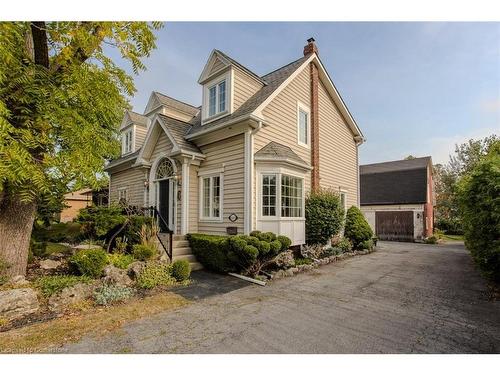 599 Cumberland Avenue, Burlington, ON - Outdoor With Facade