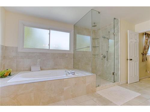 86 Golfview Crescent, Hamilton, ON - Indoor Photo Showing Bathroom