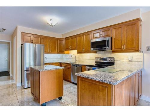 86 Golfview Crescent, Hamilton, ON - Indoor Photo Showing Kitchen