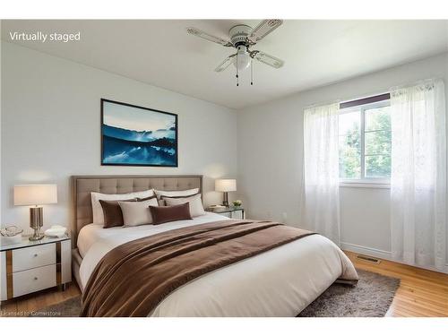 37 Younge Road, Dunnville, ON - Indoor Photo Showing Bedroom