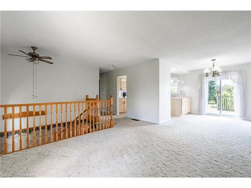 37 Younge Road, Dunnville, ON - Indoor Photo Showing Other Room