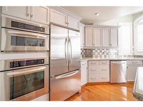 534 Concession 8 Road E, Hamilton, ON - Indoor Photo Showing Kitchen With Stainless Steel Kitchen