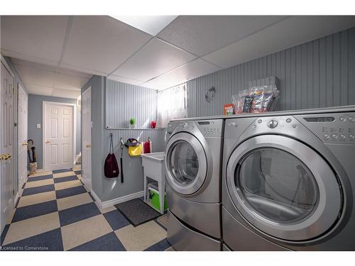 534 Concession 8 Road E, Hamilton, ON - Indoor Photo Showing Laundry Room