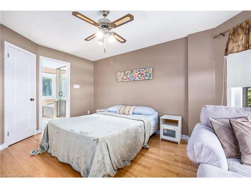 228 Mcgibbon Drive, Ottawa, ON - Indoor Photo Showing Bedroom