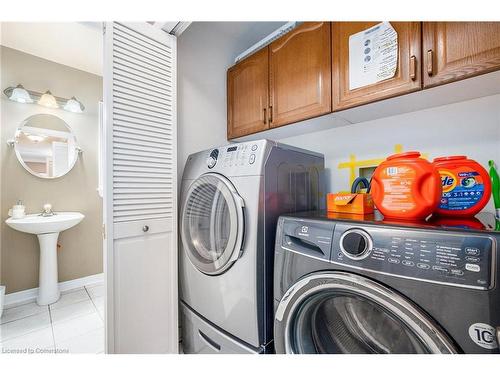 228 Mcgibbon Drive, Ottawa, ON - Indoor Photo Showing Laundry Room