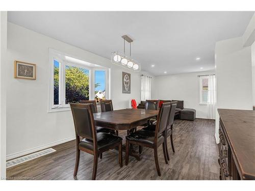 9 Foley Crescent, Thorold, ON - Indoor Photo Showing Dining Room